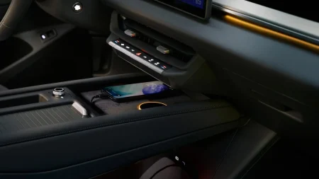 فولکس‌واگن ID. Tiguan معرفی شد / جانشین ID.4 و ID.5 با پیمایش ۶۰۰ کیلومتری - تصویر ۱۵ - وبگردی