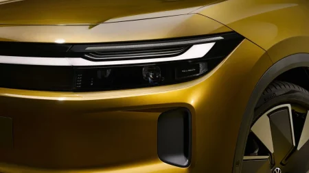 فولکس‌واگن ID. Tiguan معرفی شد / جانشین ID.4 و ID.5 با پیمایش ۶۰۰ کیلومتری - تصویر ۱۸ - وبگردی