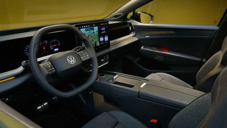 فولکس‌واگن ID. Tiguan معرفی شد / جانشین ID.4 و ID.5 با پیمایش ۶۰۰ کیلومتری - تصویر ۱۷ - وبگردی