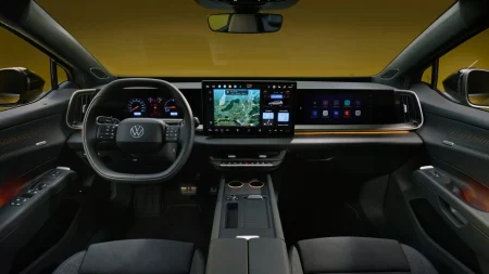 فولکس‌واگن ID. Tiguan معرفی شد / جانشین ID.4 و ID.5 با پیمایش ۶۰۰ کیلومتری - تصویر ۱۴ - وبگردی