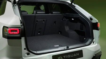 فولکس‌واگن ID. Tiguan معرفی شد / جانشین ID.4 و ID.5 با پیمایش ۶۰۰ کیلومتری - تصویر ۴۰ - وبگردی
