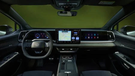 فولکس‌واگن ID. Tiguan معرفی شد / جانشین ID.4 و ID.5 با پیمایش ۶۰۰ کیلومتری - تصویر ۳۵ - وبگردی